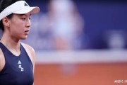 半岛体育平台-王欣瑜崩盘遭逆转无缘开门红，曾被莱巴拒绝合影WTA执行官离职